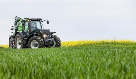 Смазочные материалы для Valtra — поставки от Neste Oil Смазочные материалы для Valtra — поставки от Neste Oil